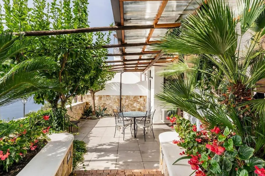 La casa del '600 Holiday House Amalfi Coast 0*,